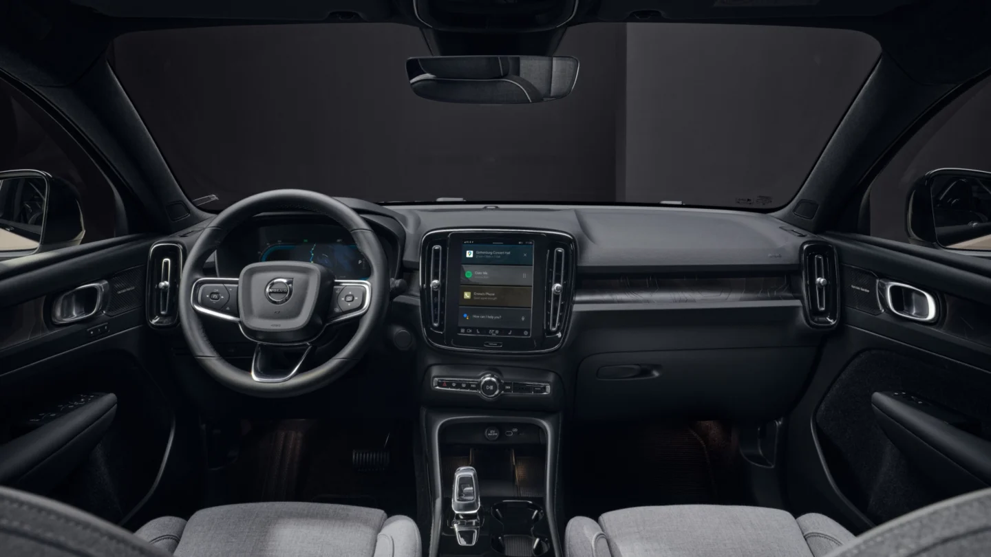 Ec40 electric interior gallery 2 16x9